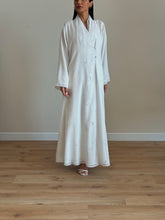 Moon Abaya in White