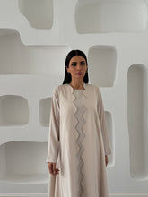 Deema in Beige