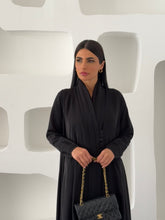 Lama in Black