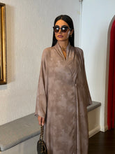 Hamda in Beige