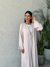 Fatma in Nude Beige