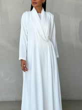 Layla in White