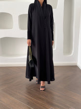 Lama in Black