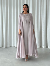 Qamar in Mauve