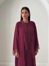 Lamis in Burgundy
