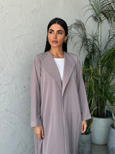Asma in Brown