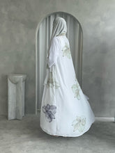Joud in White