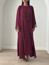 Lamis in Burgundy