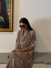 Hamda in Beige