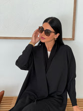 Cozy Pleated Abaya Black