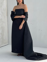 Show-stopper Black