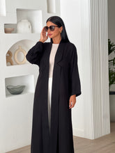 Sleek Abaya in Black