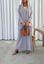 Essential Set in Grey